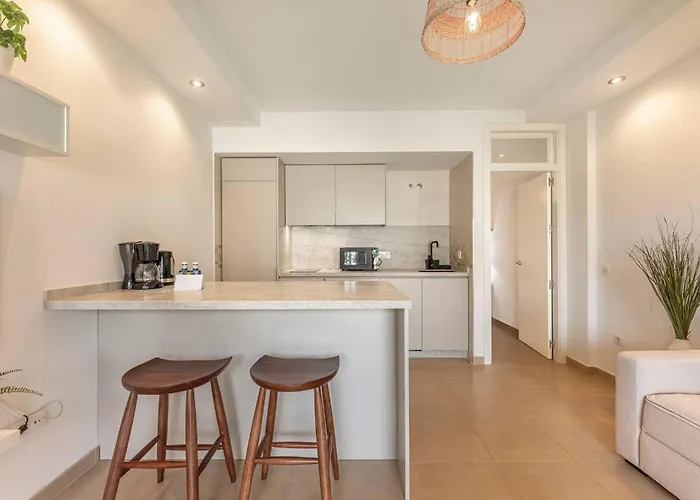 Cozy 1 Bedroom With 2 Pools & Tennis Court