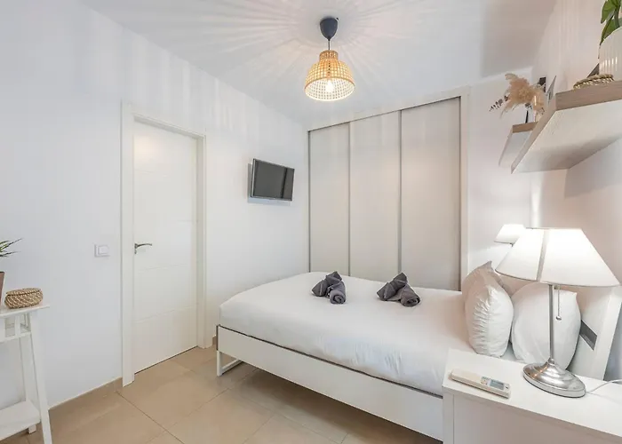 Cozy 1 Bedroom With 2 Pools & Tennis Court *