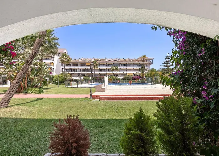 Cozy 1 Bedroom With 2 Pools & Tennis Court