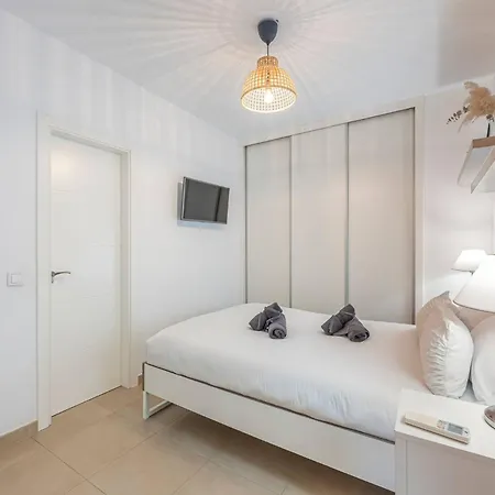 Cozy 1 Bedroom With 2 Pools & Tennis Court *