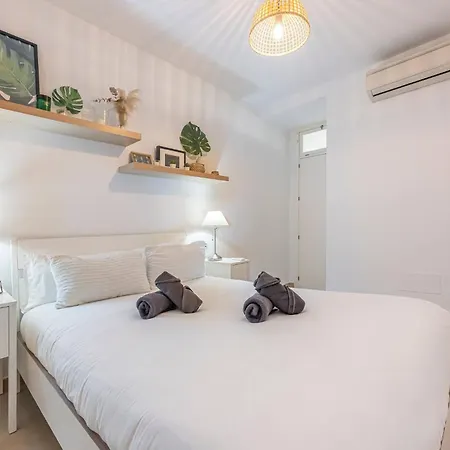 Cozy 1 Bedroom With 2 Pools & Tennis Court Апартаменти *